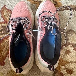 Brand New Asics Novablast4